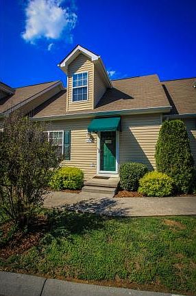 1st image of 1404 Kensington Pl #0