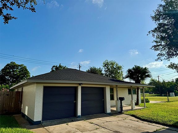2nd image of 6321 Apache Dr