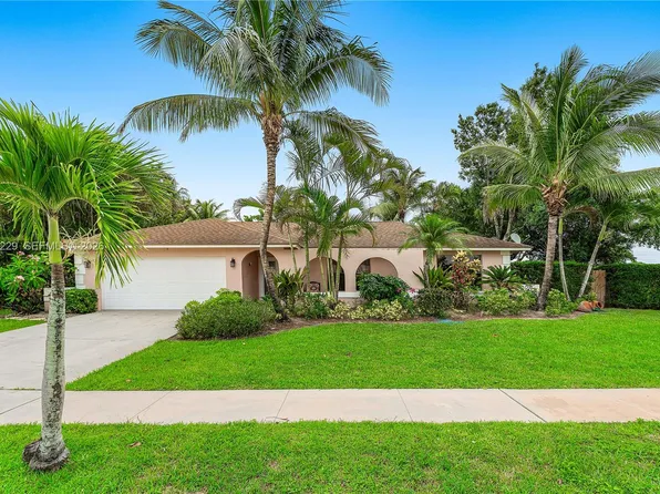 1586 Old Cypress Trl, Wellington, FL 33414