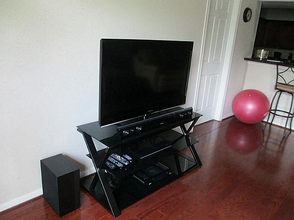 4th image of 2255 Braeswood Park Dr APT 174