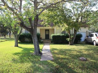 615 Hurst St #0, Angleton, TX 77515