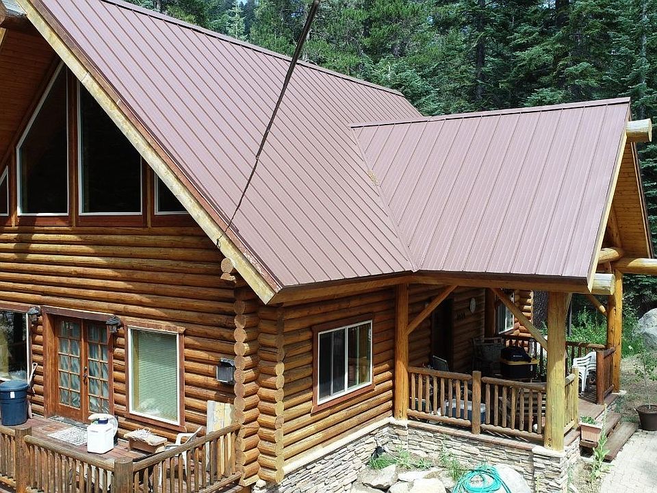 2nd image of 2020 Huckleberry Rd