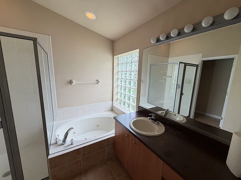 6802 Stoneheath Ln — Photo 13