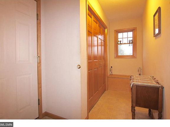5th image of 2237 122nd St