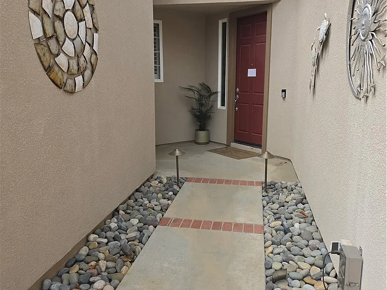 1841 Masters Dr — Photo 2