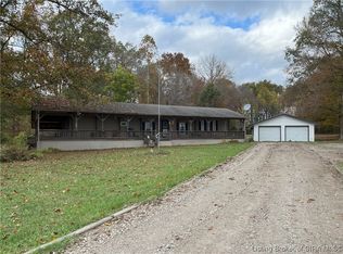10116 W Polk Rd, Lexington, IN 47138