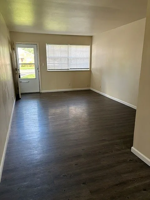 2 bed, 840 sqft, $895 — Photo 4