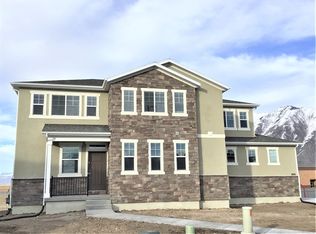 1076 N 800 E, Springville, UT 84663