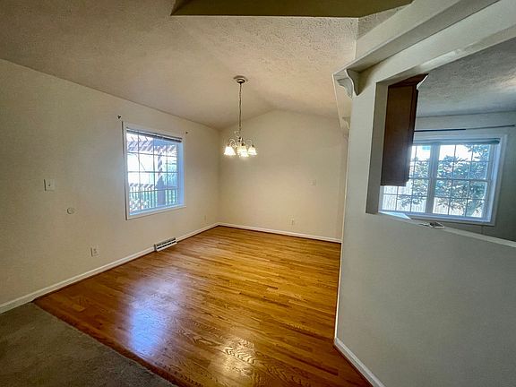 5th image of 98 Russell Springs Dr
