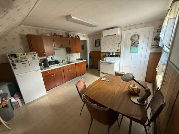 51 State St #201, Biddeford, ME 04005