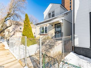 52 Oak Ave, Irvington Twp., NJ 07111