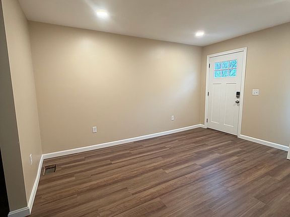 4th image of 3 Coolidge St #1