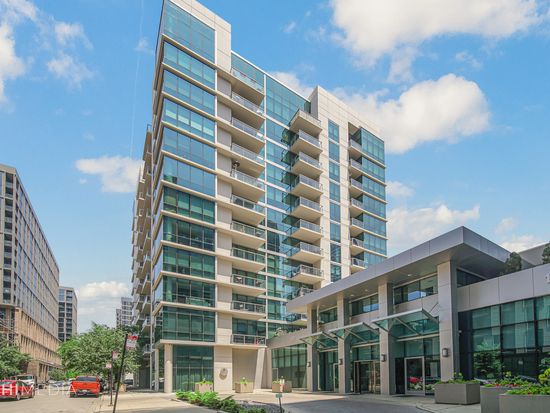 123 S Green St APT 1107B, Chicago, IL 60607