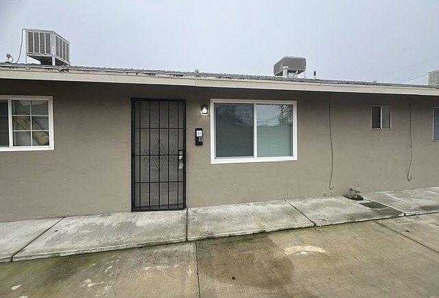 1st image of 1327 Olive Ave APT B