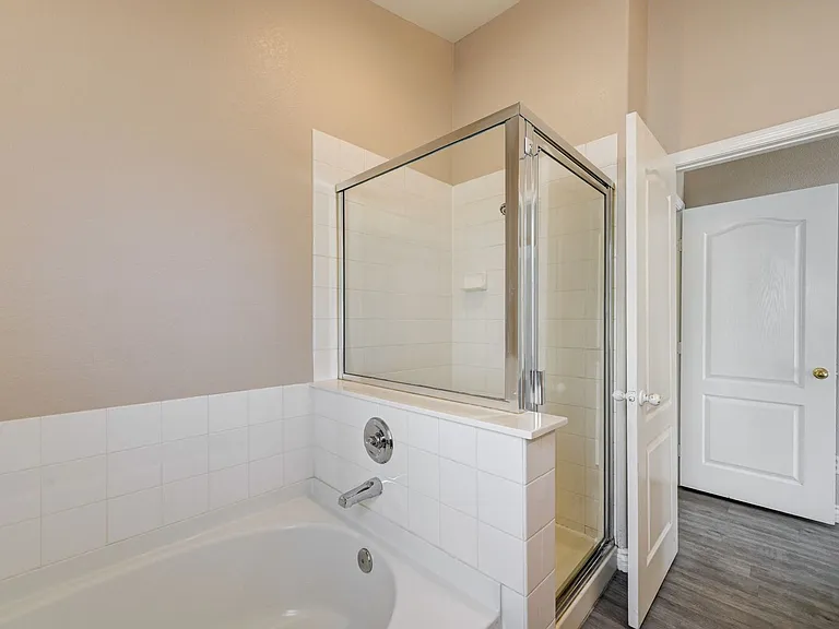 527 Braided River Ave — Photo 32