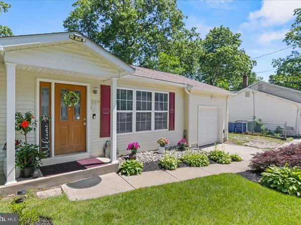 220 Tulip St, Browns Mills, NJ 08015