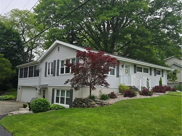 1501 Tiffin Rd, Fremont, OH 43420