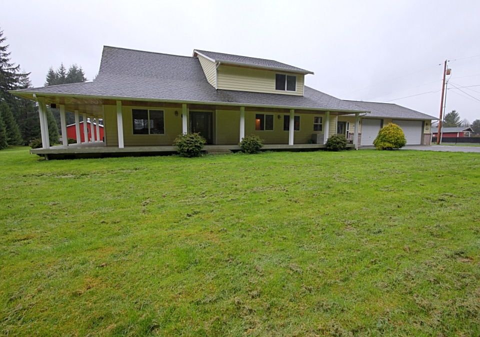 1st image of 8512 163rd Ave NE