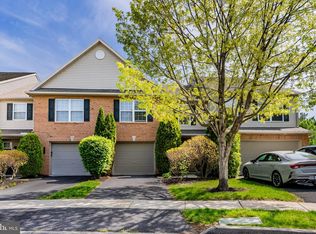1112 Cross Creek Dr, Mechanicsburg, PA 17050