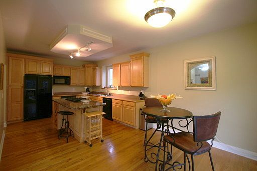 2nd image of 3746 Creekside Ct