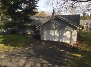729 Shannon St, Steilacoom, WA 98388