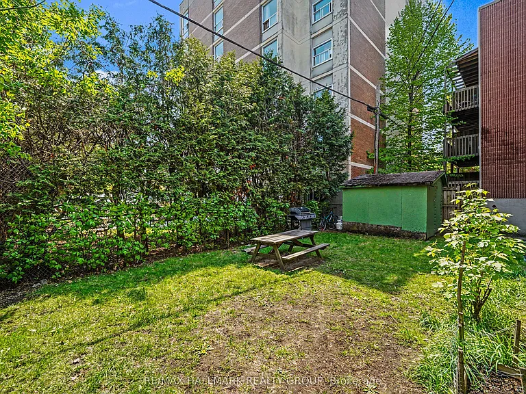 234 Frank St #2 — Photo 19