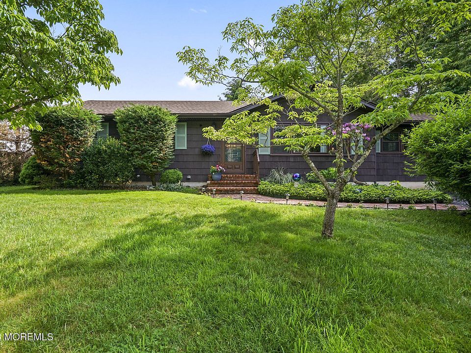 1st image of 404 Westwood Place