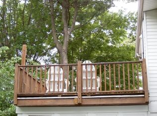 98 Athelstane Rd #98, Newton Center, MA 02459