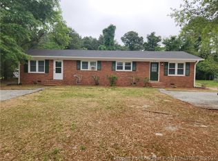 417 Windemere Dr, Fayetteville, NC 28314