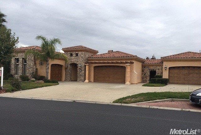 1st image of 3940 Kingsbarns Dr