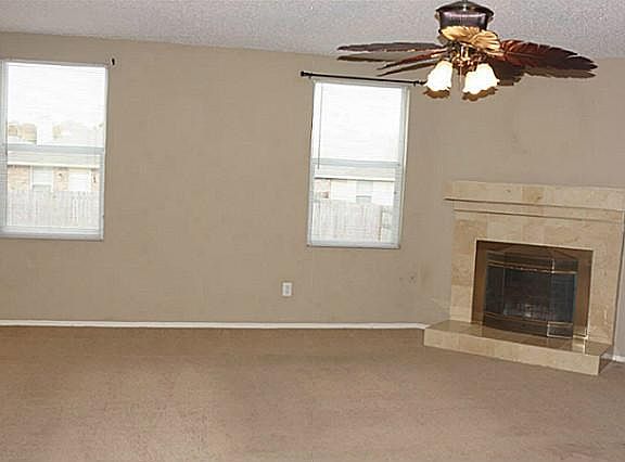 5th image of 3529 Lipizzan Dr
