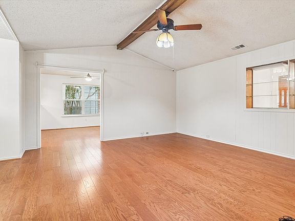 5th image of 3217 Colby Cir