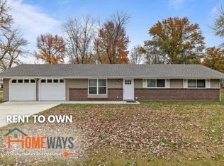 2 Gilbert Dr, O'Fallon, MO 63366
