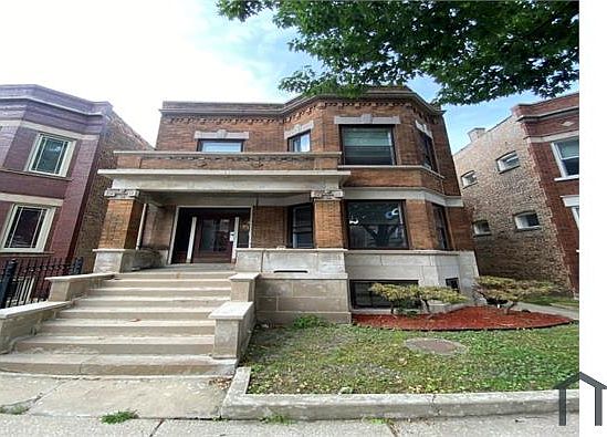 1st image of 6125 S Champlain Ave #1