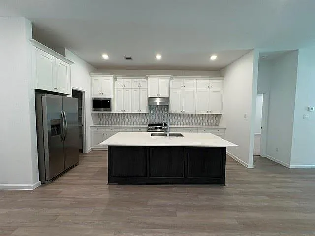 28715 Mount Bonnell — Photo 14
