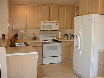 4th image of 7312 58th Pl NE