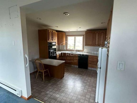 5th image of 14 Palmer Ave #2
