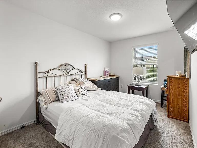 16461 Prairie School Dr — Photo 13