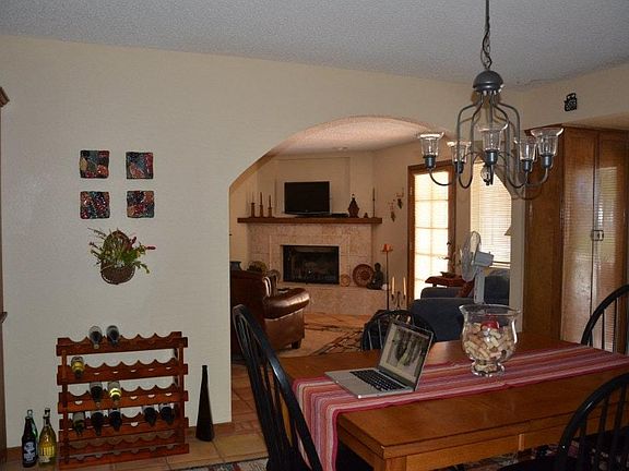 5th image of 6638 Bermuda Ave