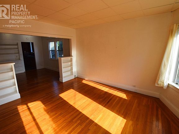 4th image of 74 Pearl St #2