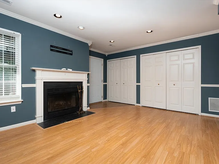 2209 Commissary Cir #284 — Photo 8