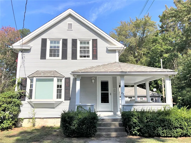 420 Britton St — Photo 1