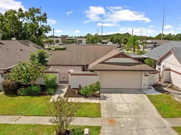 10813 Venice Cir, Tampa, FL 33635