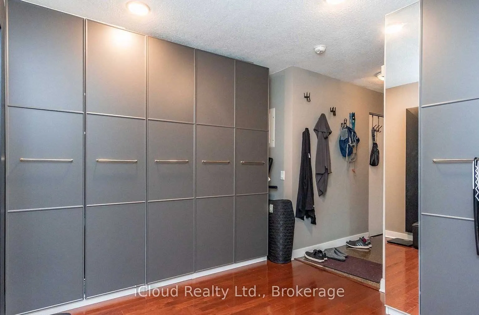 2 bed, $3,500 — Photo 3