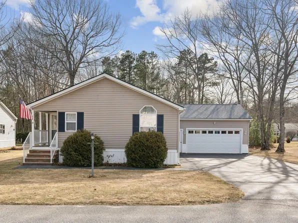 31 Candlewood Drive, Lyman, ME 04002