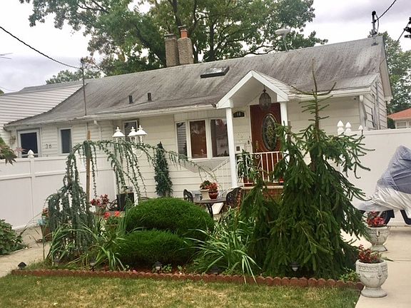 3rd image of 40 William Ave