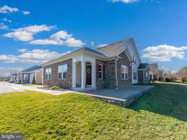 71 Harpers Mill Way, Lovettsville, VA 20180