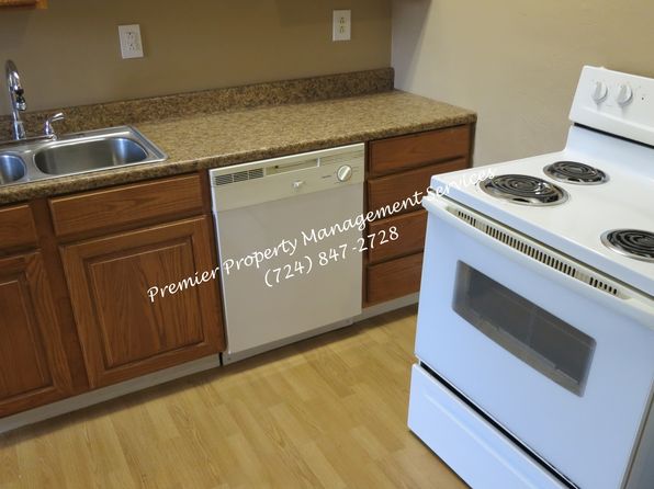 527-531 W Midland Ave