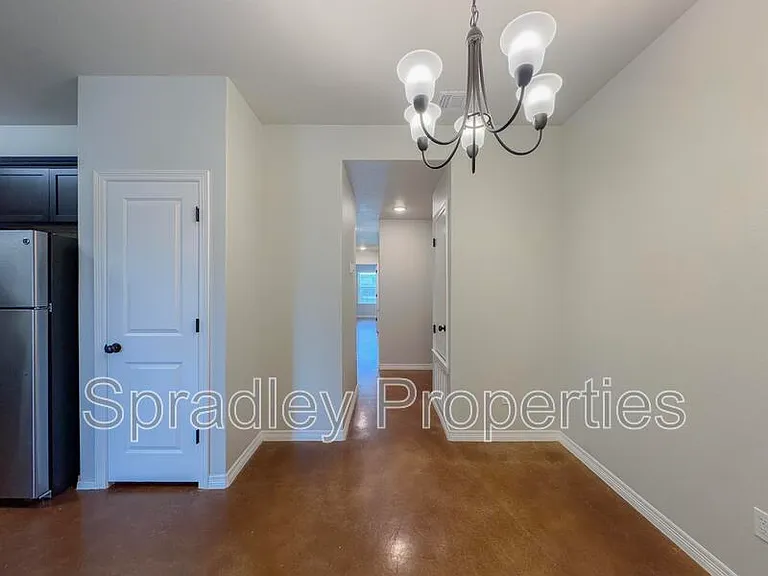 202 Juniper Dr #A — Photo 7