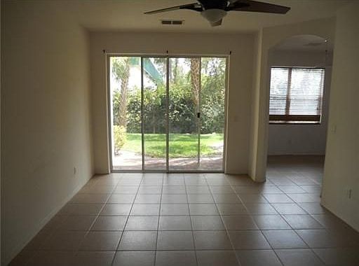 3rd image of 204 Seminole Palms Dr